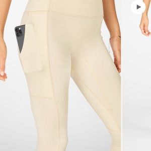 Motion 365 High Waisted Leggings with Pockets